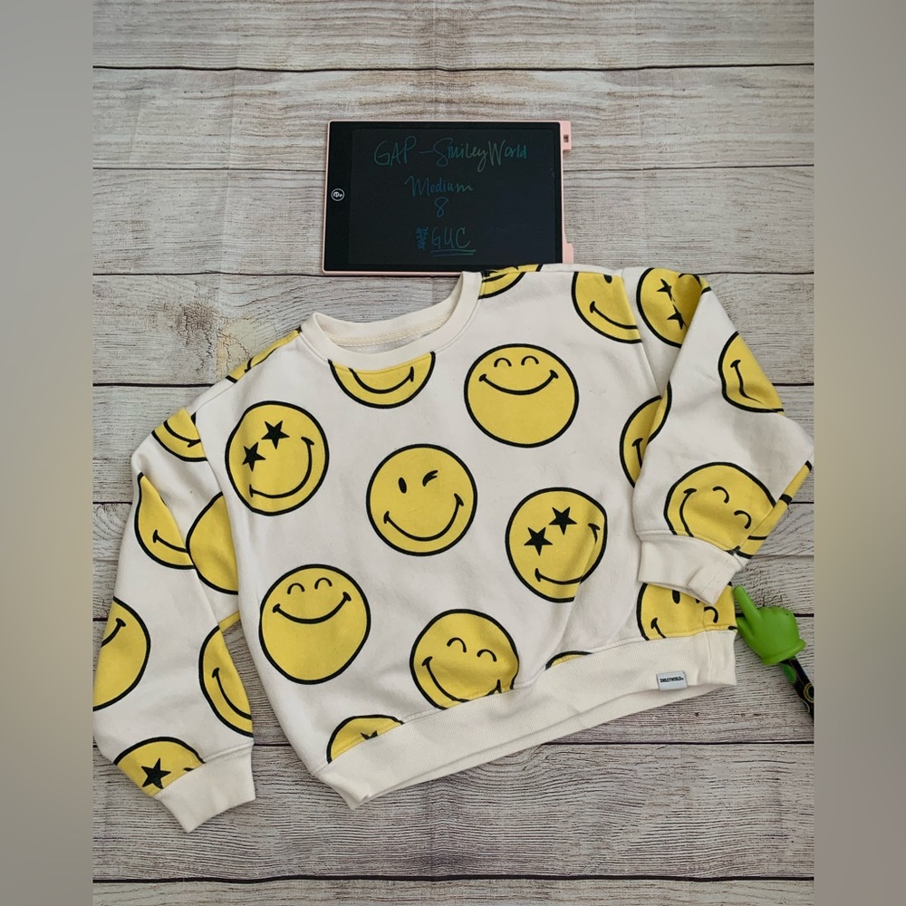 Smiley World/Gap Sweatshirt